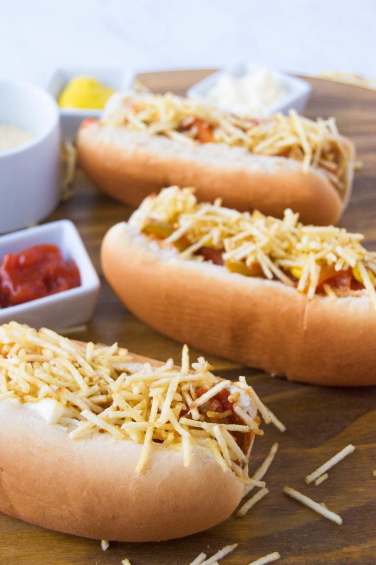 12 Mini Cachorros Quentes Múcoa